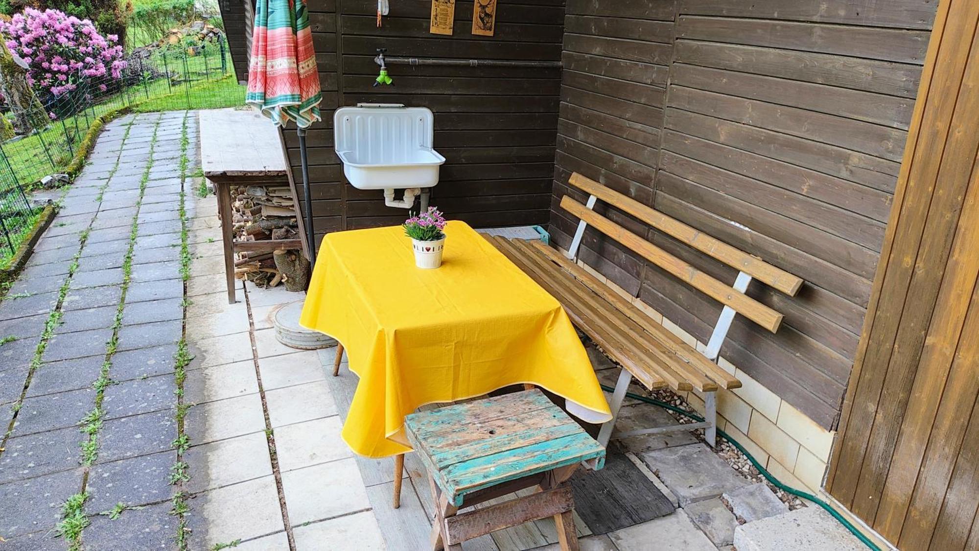 Sessles Waldhaeusschen Dietzhausen Suhl Buitenkant foto
