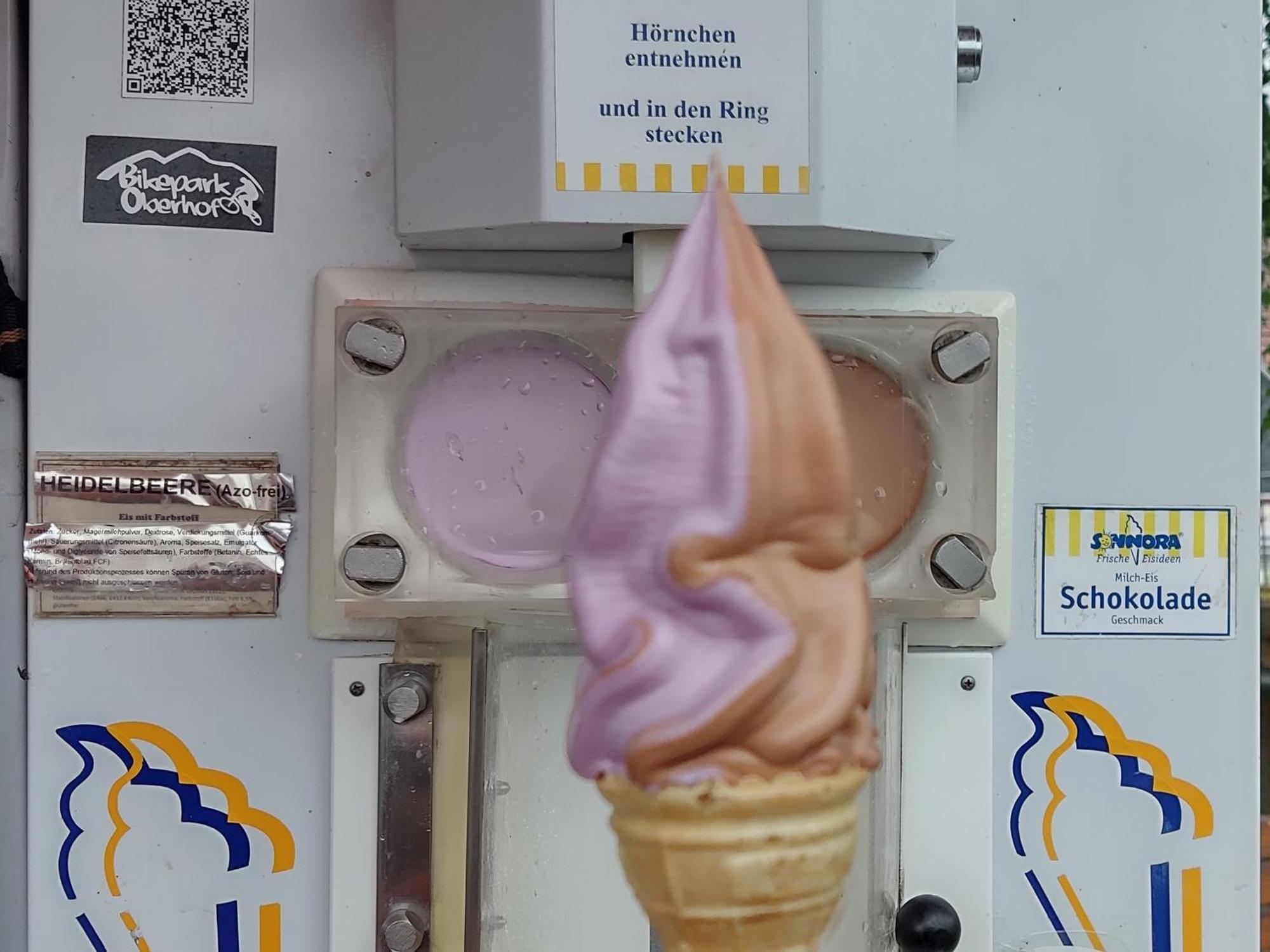 Sessles Waldhaeusschen Dietzhausen Suhl Buitenkant foto
